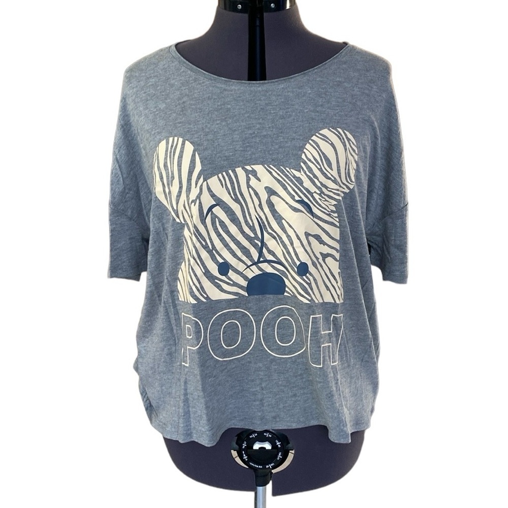 Disney Boset “Winnie the Pooh” L China RN# 117508 Machine Wash Cold Gray/Yellow